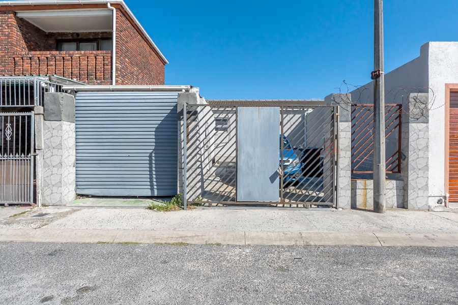 3 Bedroom Property for Sale in Westridge Western Cape
